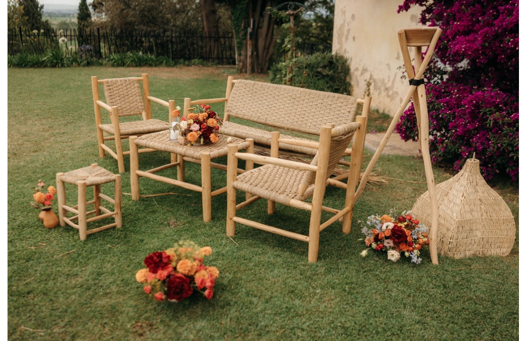 Flambeau H100cm en bois d’eucalyptus et bougeoir en terre cuite